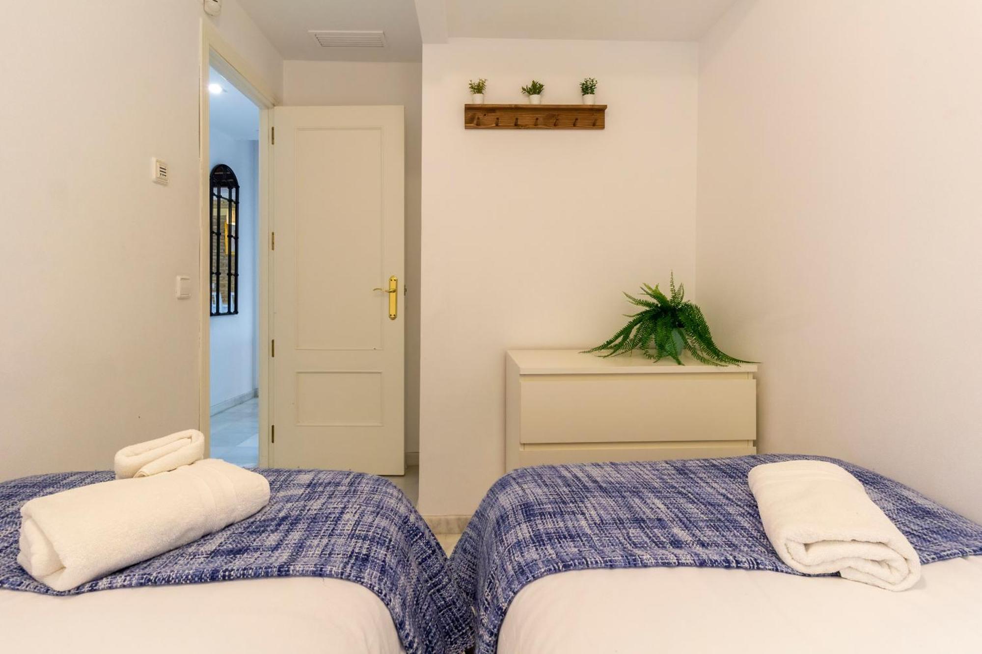 Alohamundi Pureza III Apartment Seville Ngoại thất bức ảnh